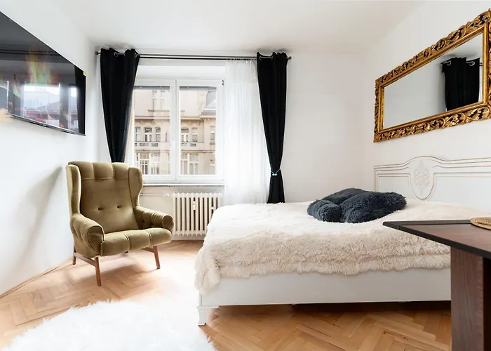 Apartment Kingdom Of 3 Roses Prag
