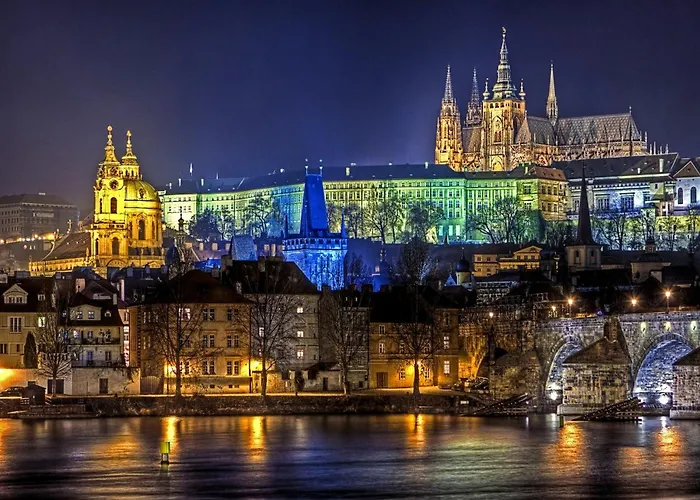 Kingdom Of 3 Roses * Prague